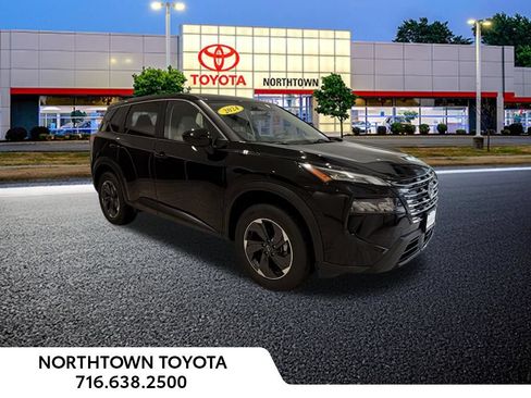 Used 2024 Nissan Rogue SV AWD/4WD image 11