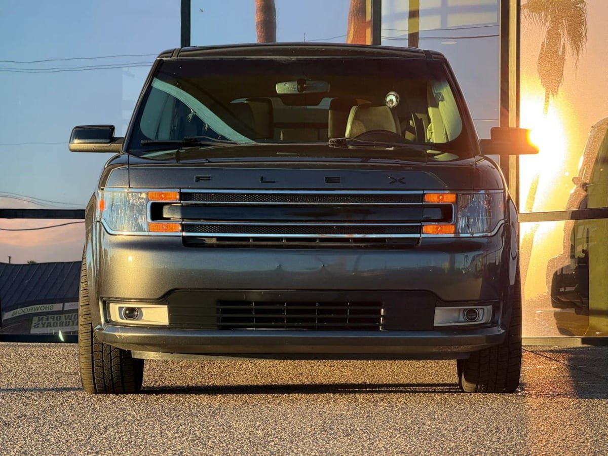 Used 2018 Ford Flex SEL w/ Equipment Group 202A FWD image 18