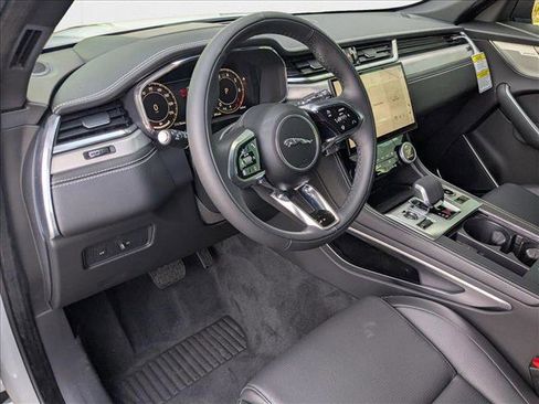 New 2026 Jaguar F-PACE R-Dynamic S image 3