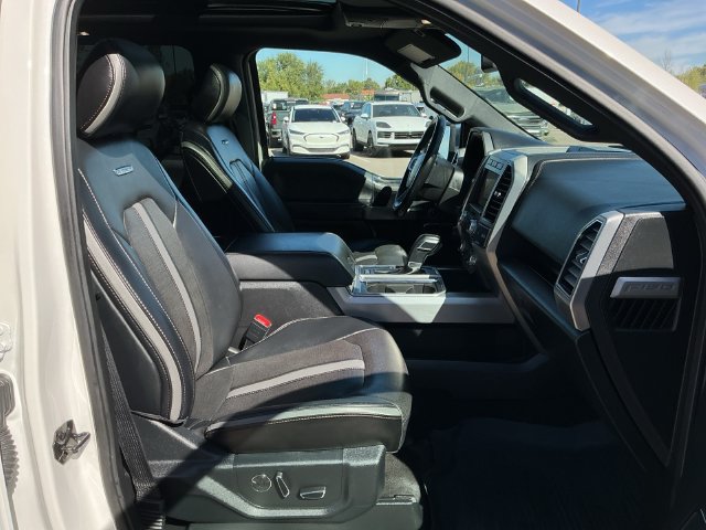Used 2018 Ford F150 Platinum w/ Equipment Group 701A Luxury AWD/4WD image 30