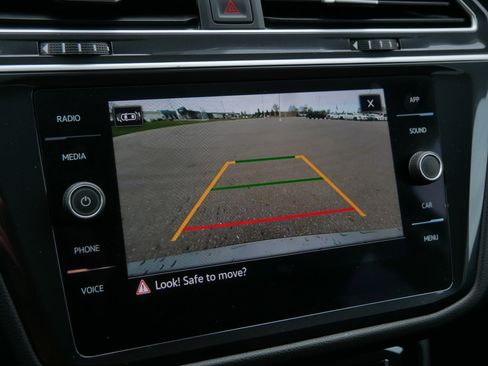 Used 2024 Volkswagen Tiguan S w/ MDO Package, Two-Row AWD/4WD image 34