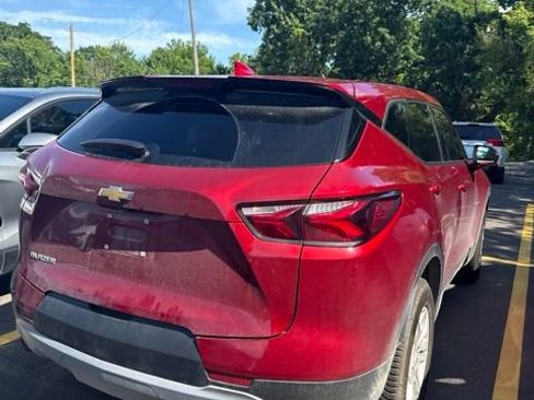 Used 2021 Chevrolet Blazer LT FWD image 3