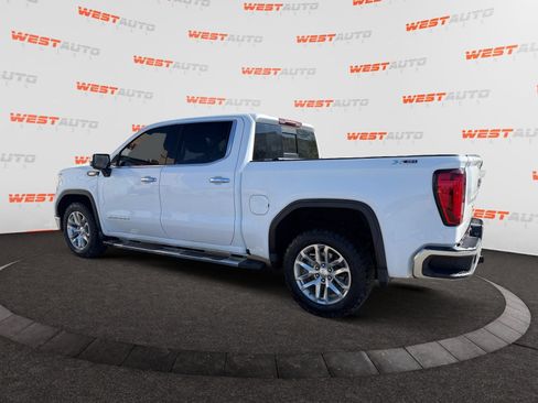 Used 2022 GMC Sierra 1500 SLT w/ SLT Premium Plus Package AWD/4WD image 3