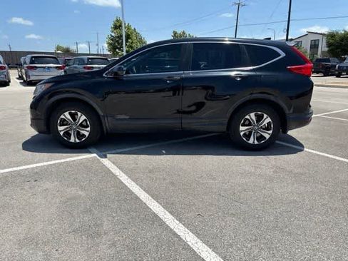 Used 2019 Honda CR-V LX image 2