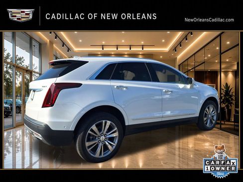 Certified 2023 Cadillac XT5 Premium Luxury w/ Platinum Package FWD image 3