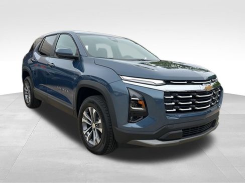 New 2026 Chevrolet Equinox LT AWD/4WD image 7