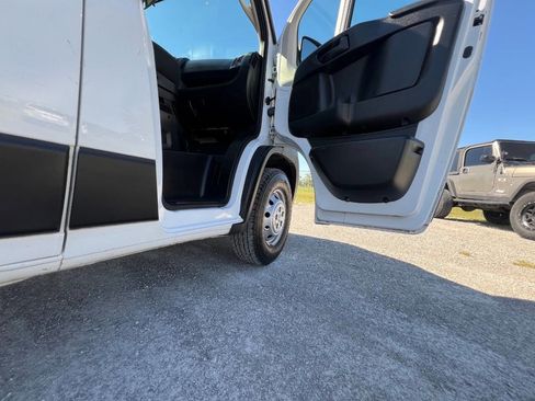 Used 2021 RAM ProMaster 2500 FWD image 16