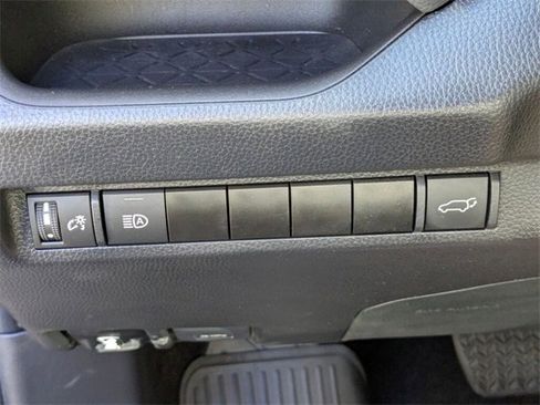 Used 2023 Toyota RAV4 XLE Premium image 26