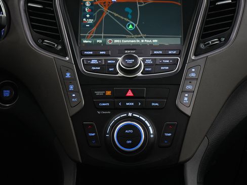 Used 2015 Hyundai Santa Fe GLS w/ Option Group 03 AWD/4WD image 16