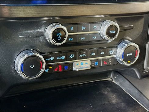 Used 2023 Ford F250 Lariat w/ Chrome Package image 14