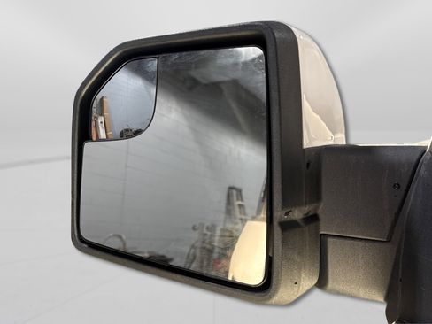 Used 2016 Ford F150 XLT w/ XTR Package image 15