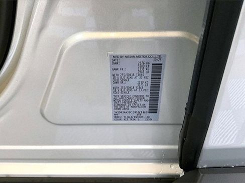 New 2025 Nissan Pathfinder S image 39