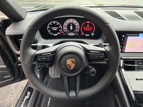 New 2025 Porsche Panamera 4 image 28