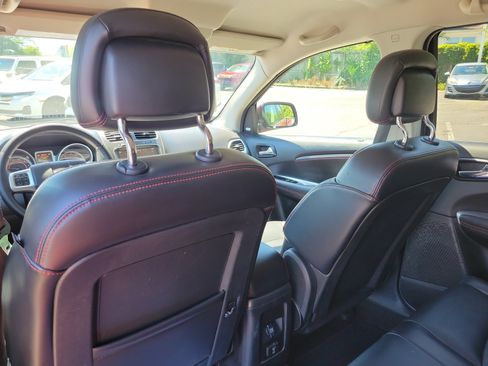 Used 2017 Dodge Journey GT w/ Driver Convenience Group FWD image 15
