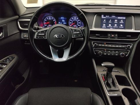 Used 2020 Kia Optima S FWD image 22