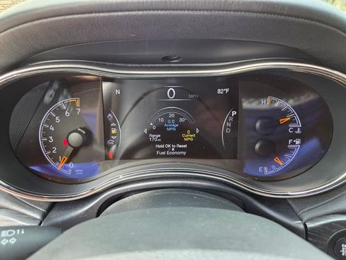 Used 2018 Jeep Grand Cherokee High Altitude RWD image 27