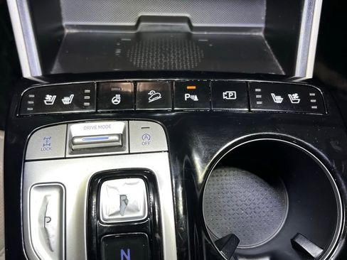 Used 2024 Hyundai Tucson Limited image 38