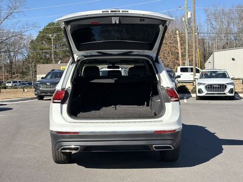 Used 2018 Volkswagen Tiguan SEL image 15
