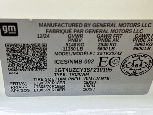 Certified 2025 GMC Sierra 2500 AT4X w/ AT4X AEV Edition AWD/4WD image 35