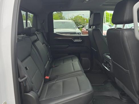 Used 2024 GMC Sierra 1500 Denali w/ Denali Reserve Package AWD/4WD image 12