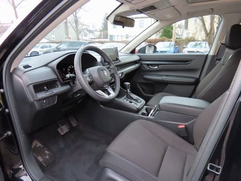 Used 2023 Honda CR-V EX image 2