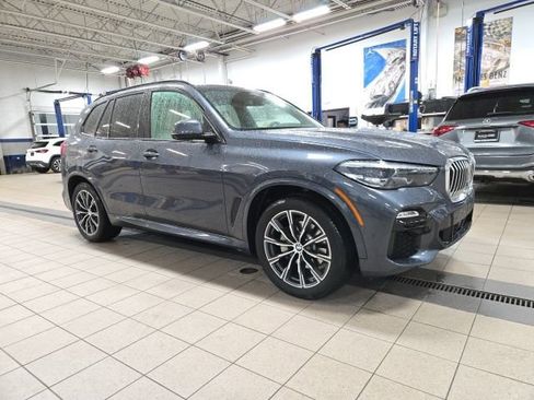 Used 2021 BMW X5 xDrive40i w/ M Sport Package image 1