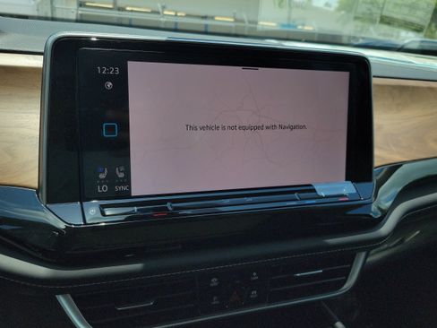 New 2026 Volkswagen Atlas SE FWD image 24
