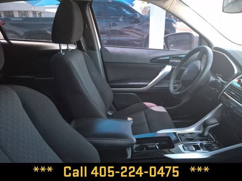 Used 2022 Mitsubishi Eclipse Cross SE FWD image 24