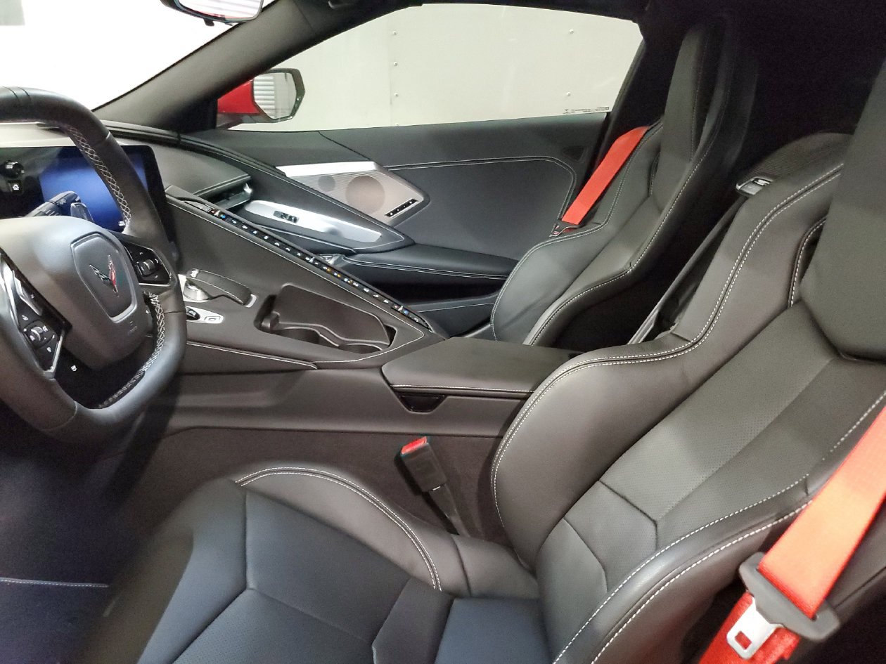 Used 2020 Chevrolet Corvette Stingray Preferred Cpe w/ 2LT Preferred Equipment Group RWD image 12