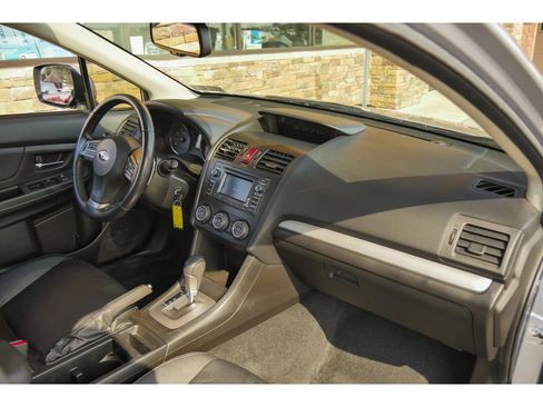 Used 2013 Subaru Crosstrek 2.0i Limited image 13