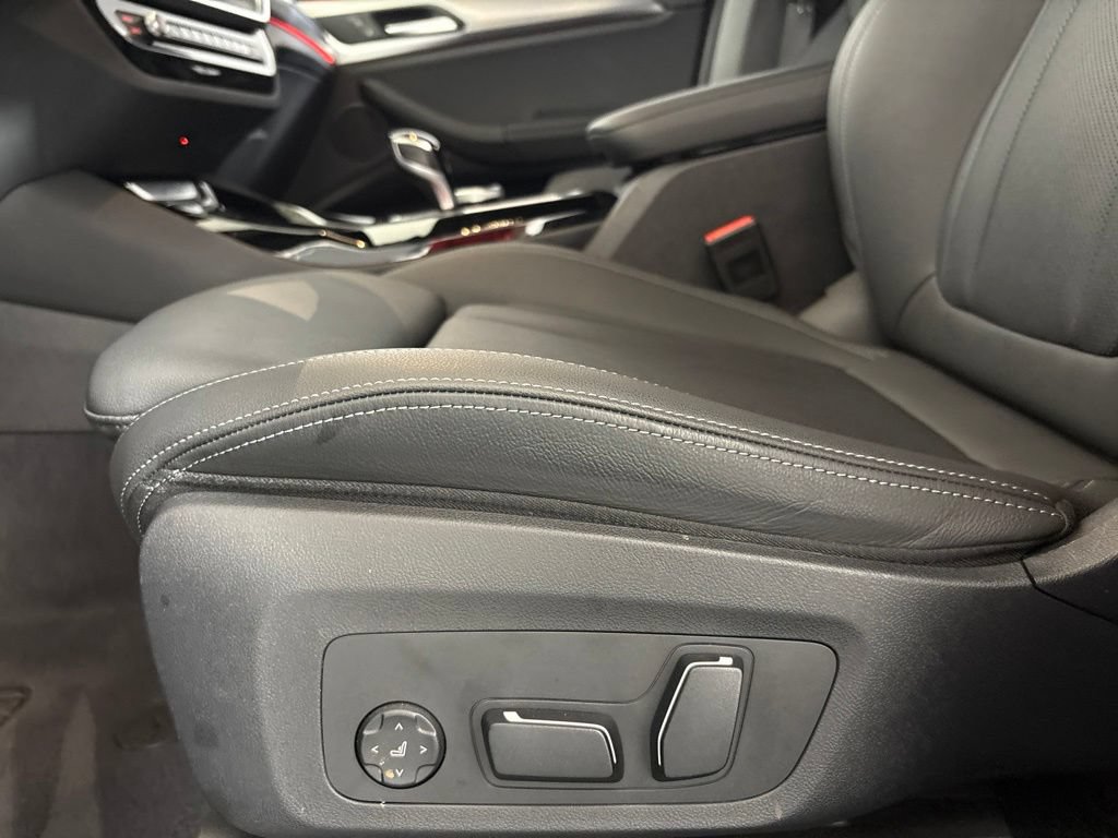 Certified 2024 BMW X3 sDrive30i w/ Convenience Package w/ZPA RWD image 27