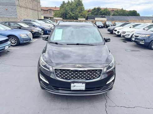 Used 2019 Kia Sedona L FWD image 11