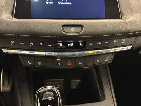 Used 2023 Cadillac XT4 Sport image 46