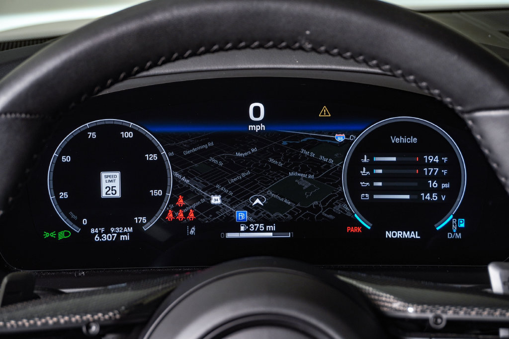 Certified 2026 Porsche Cayenne Coupe AWD/4WD image 21