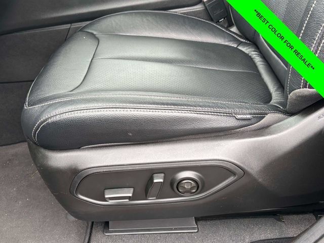 Used 2022 Jeep Grand Cherokee L Laredo w/ Luxury Tech Group I AWD/4WD image 5