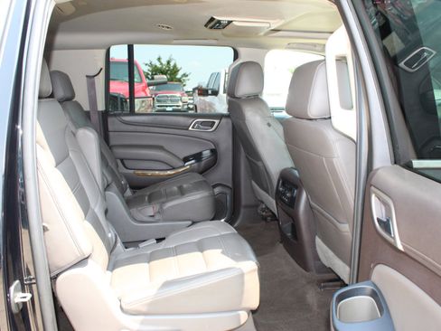 Used 2017 GMC Yukon XL Denali w/ Open Road Package image 24