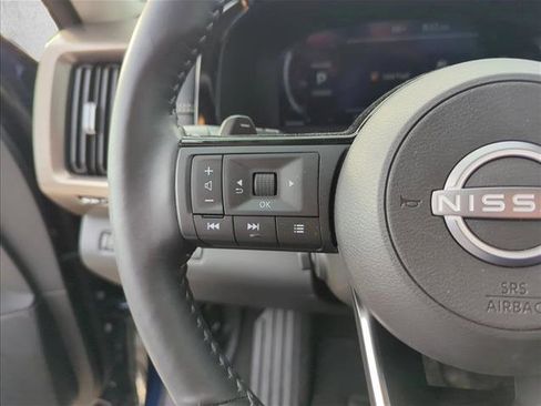 Used 2025 Nissan Pathfinder Platinum w/ Cargo Package FWD image 14