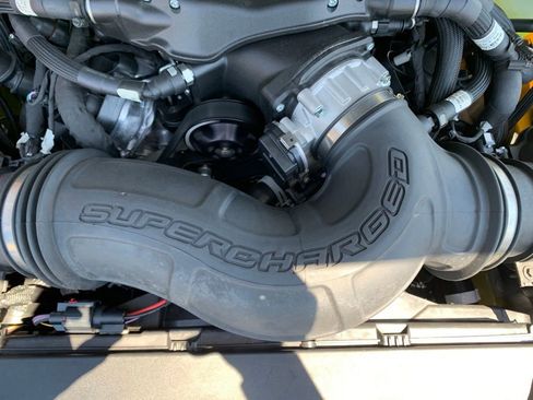 Used 2025 Ford Mustang GT Premium RWD image 57