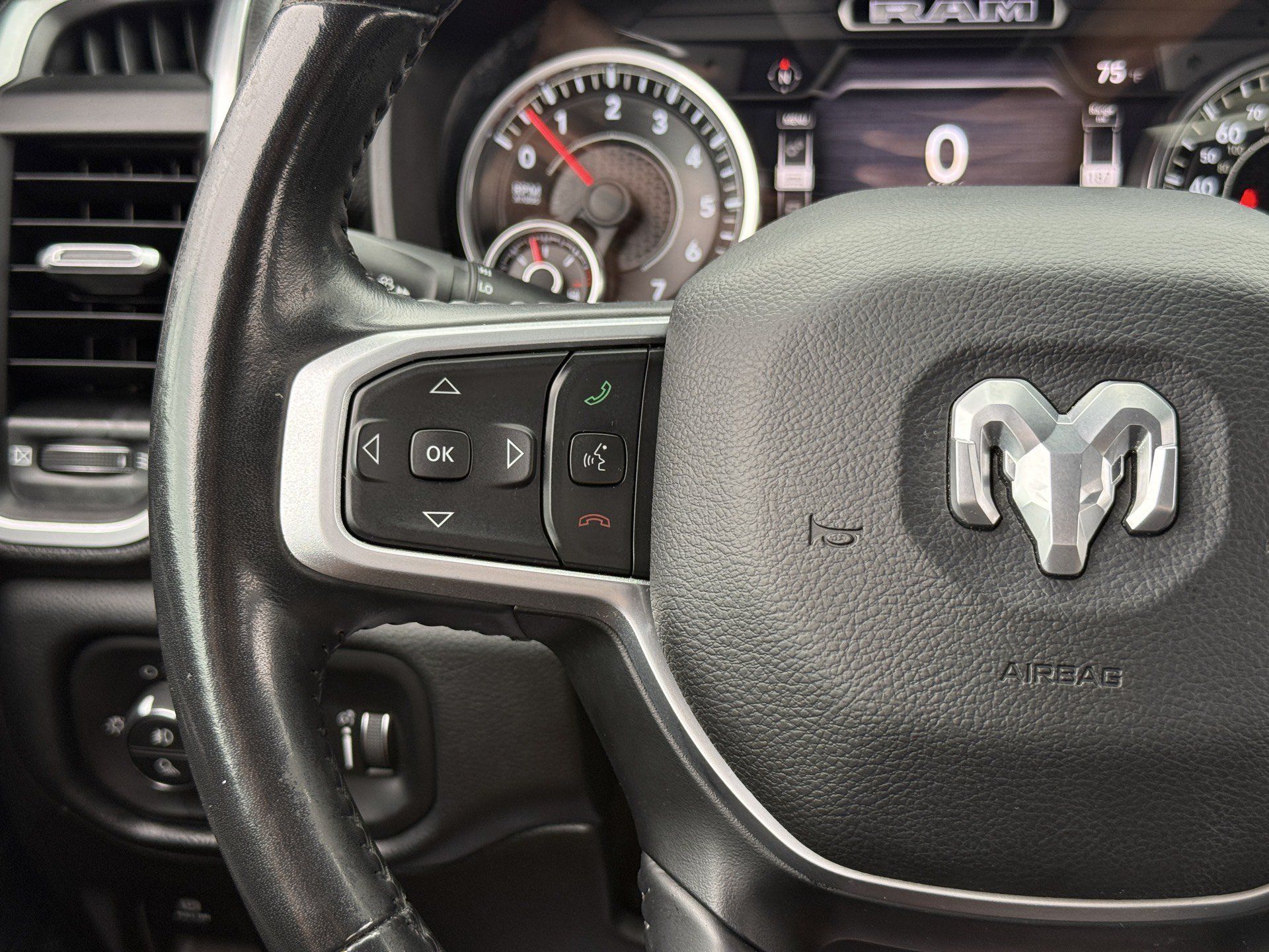 Used 2021 RAM 1500 Big Horn AWD/4WD image 21