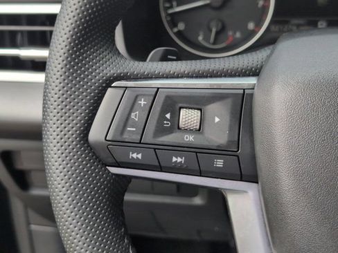 Used 2025 Mitsubishi Outlander SE FWD image 21