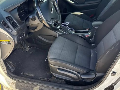 Used 2016 Kia Forte EX FWD image 2