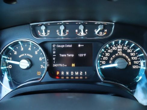 Used 2012 Ford F150 Lariat w/ Lariat Chrome Pkg AWD/4WD image 33