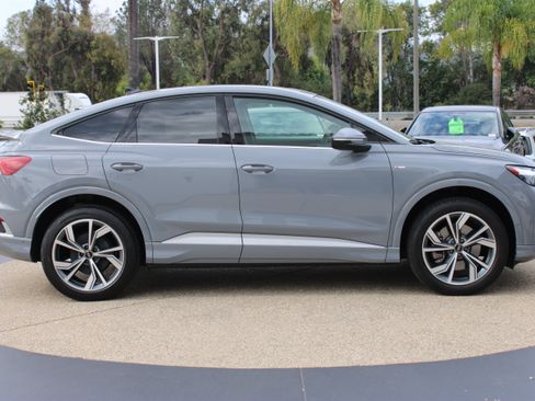 Used 2023 Audi Q4 e-tron Premium Plus w/ Premium Plus AWD/4WD image 6