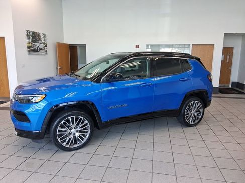 Used 2022 Jeep Compass Limited w/ Elite Group image 5