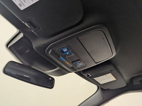 Certified 2022 Ford Explorer ST-Line image 16