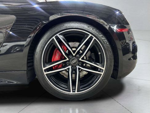 Used 2017 Audi R8 V10 w/ Carbon Exterior Package AWD/4WD image 59