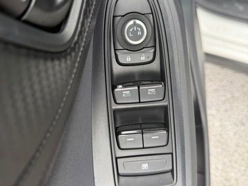 Used 2023 Subaru Crosstrek 2.0i Premium image 20