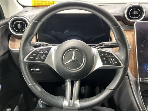 Used 2024 Mercedes-Benz GLC 300 4MATIC image 14