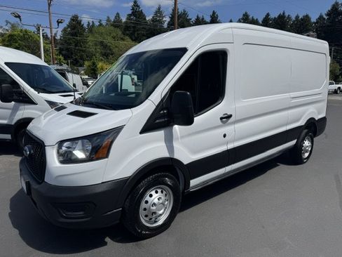 Used 2023 Ford Transit 250 Medium Roof AWD w/ Load Area Protection Package image 5