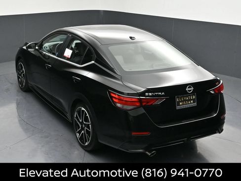 Certified 2025 Nissan Sentra SR w/ SR Premium Package FWD image 27
